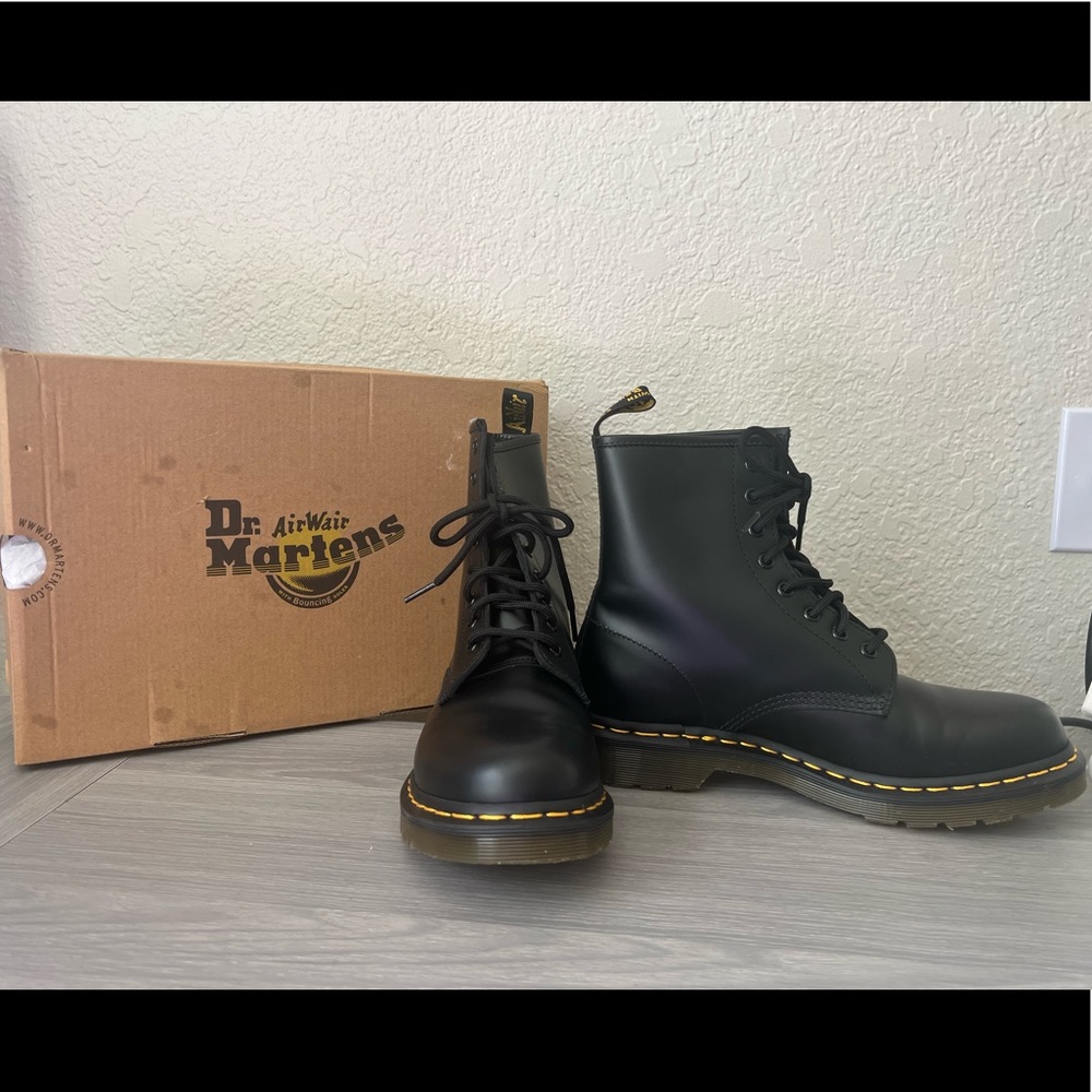 Size 9 - DR. Marten smooth black leather boots